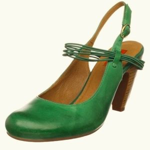 MIZ MOOZ SILVA GREEN LEATHER SHOES SZ 7